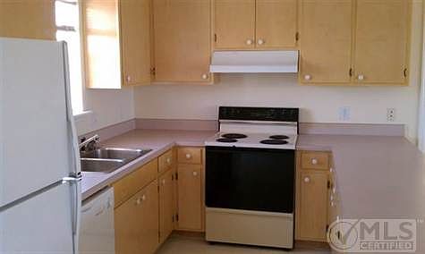 5th image of 66 Sea Breeze Dr #2