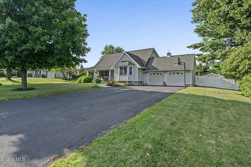 2nd image of 122 Latham Ridge Road