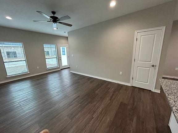 3rd image of 3427-3457 Brooke Pl #3447