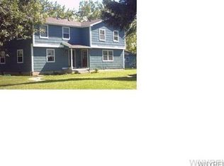 233 Kaymar Dr, Amherst, NY 14228