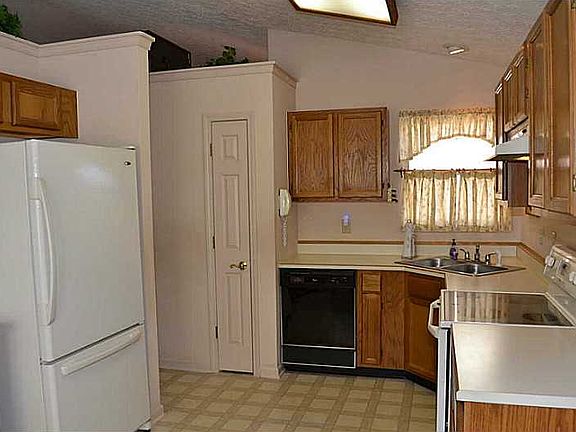 3rd image of 1963 Crystal Bay Dr E Unit 64