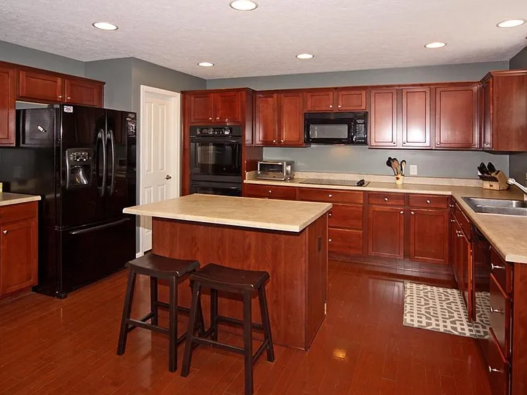 13628 Stanford Dr — Photo 13