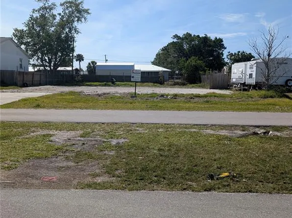 3113 Palm Dr #10, Punta Gorda, FL 33950