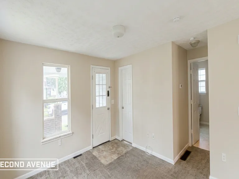 260 W Taylor St — Photo 2