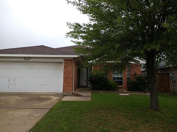 2nd image of 2308 Cap Rock Ln