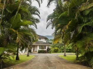 6051 Kahiliholo Rd, Kilauea, HI 96754