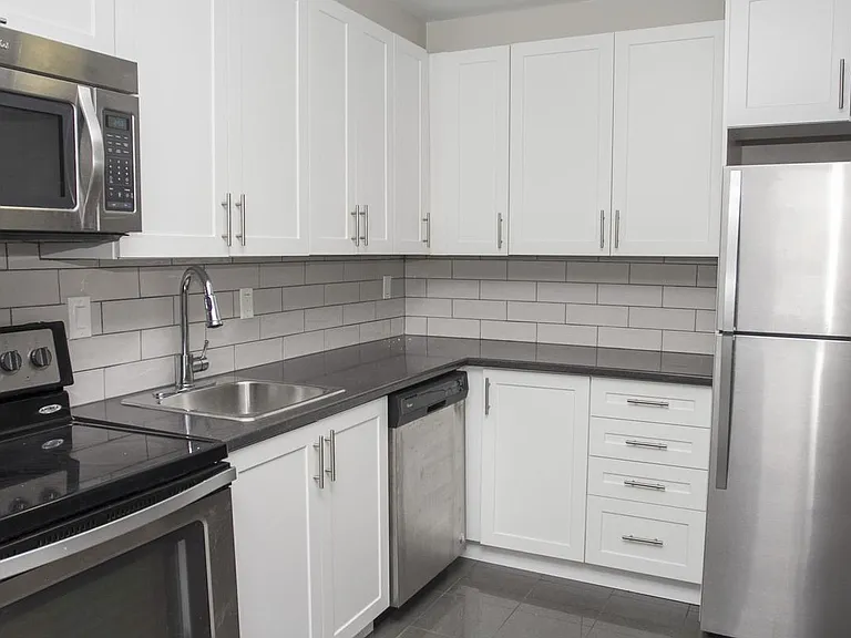 2185 Sheridan Park Dr — Photo 47