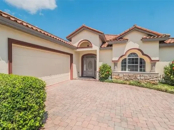 30442 Island Club Dr, Tavares, FL 32778