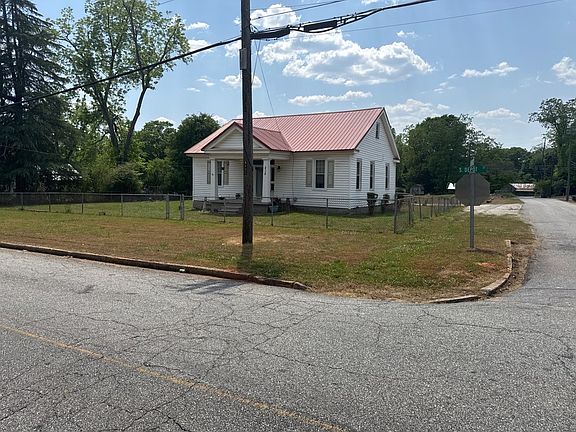 2nd image of 215 S Depot St