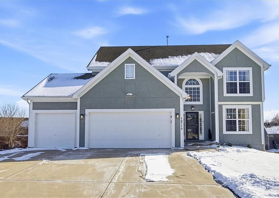 1st image of 10719 N Manning Ct