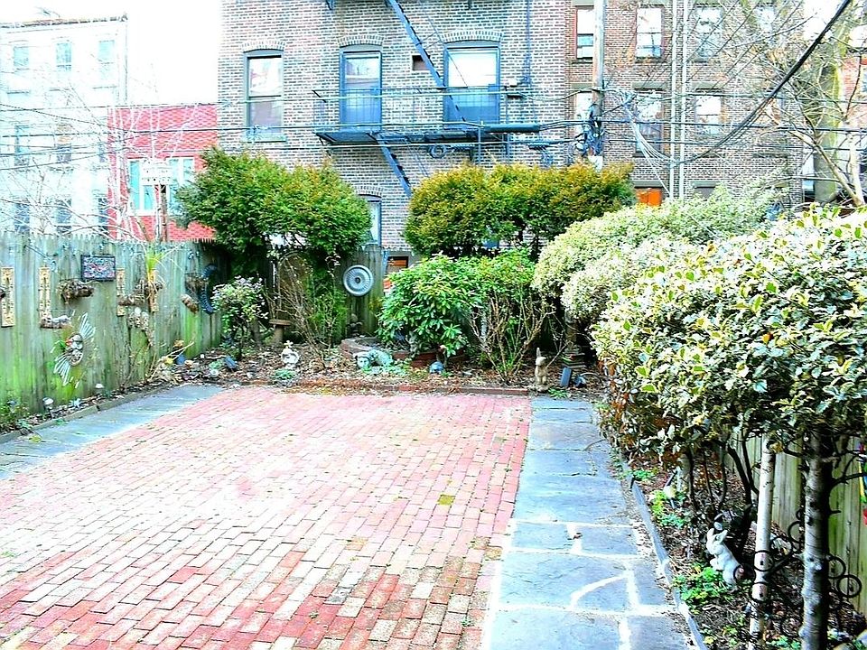 1st image of 318 Carlton Ave APT 1