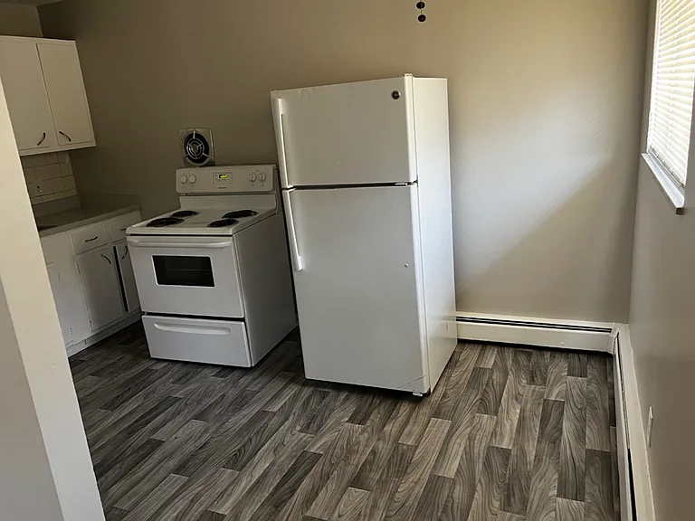 7510 Pippin Rd — Photo 3