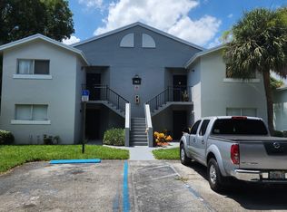 983 Lake Terry Dr APT C, Royal Palm Beach, FL 33411