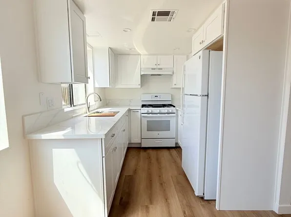 Exton, 415 N Exton Ave APT 2, Inglewood, CA 90302