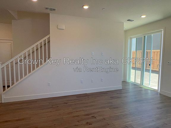 2nd image of 2139 Daimler St
