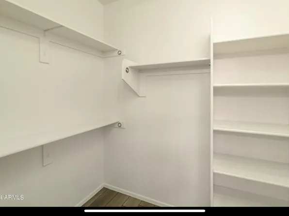 7631 W Globe Ave, Phoenix, AZ 85043