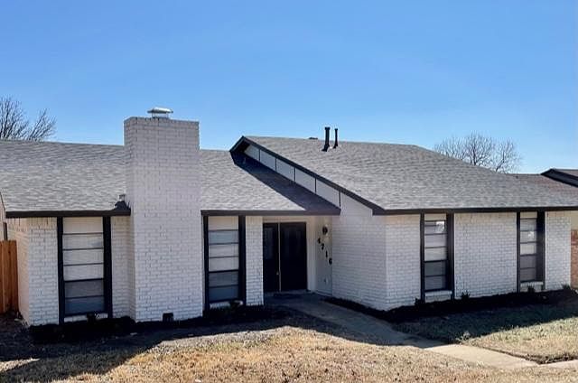 1st image of 4716 Roberts Dr