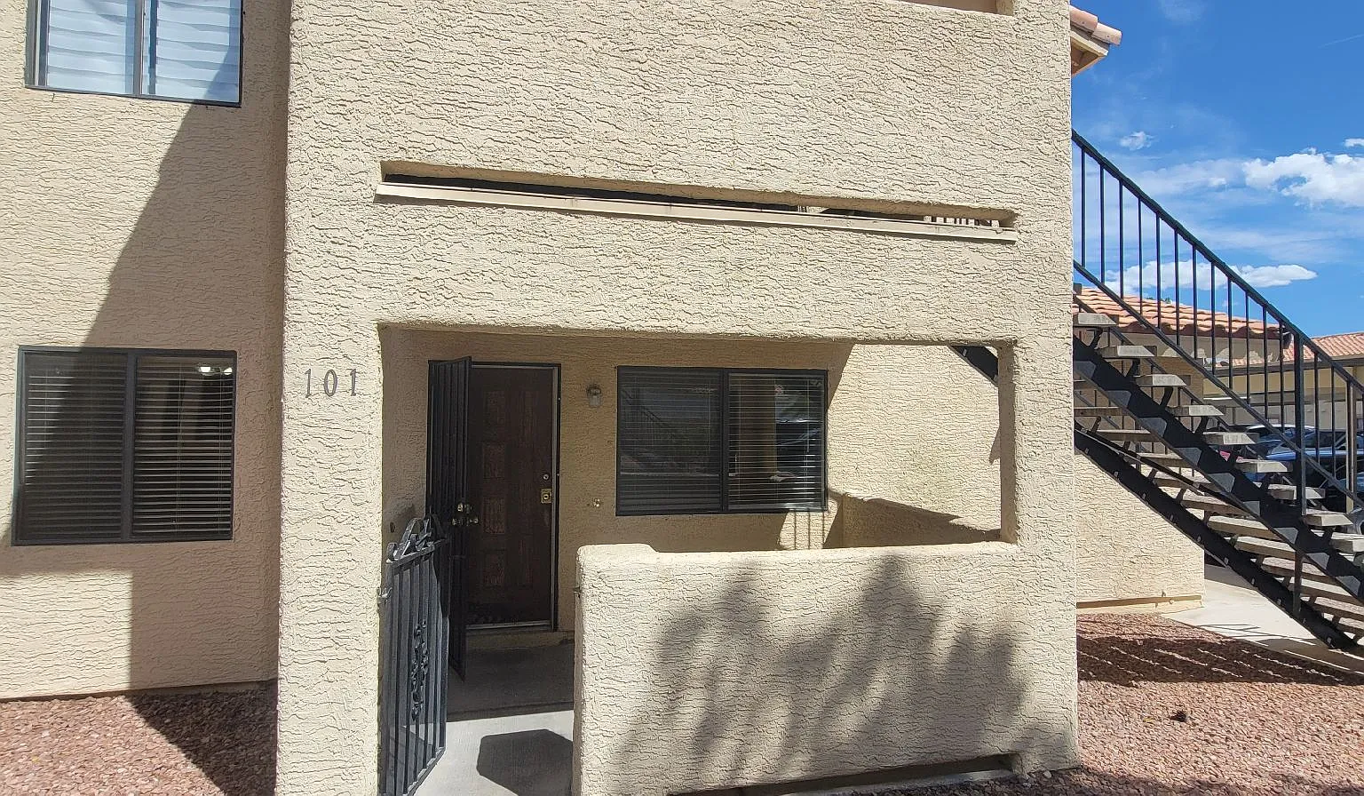 Observation Dr 1204 — Photo 2