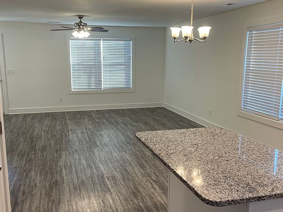 5th image of 1370 Rainbow Dr #1370