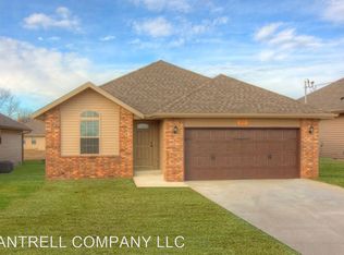 867 S Miller Ave, Springfield, MO 65802