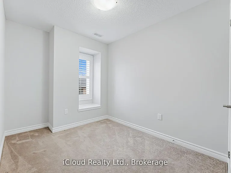 445 Ontario St N #103 — Photo 34