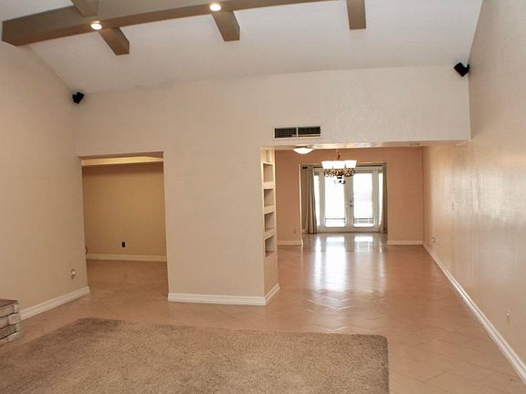 5th image of 240 Casas Bellas Ct