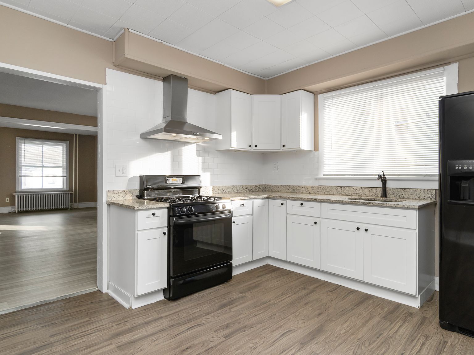 458 Main St #1, Bethlehem, PA 18017 | Zillow