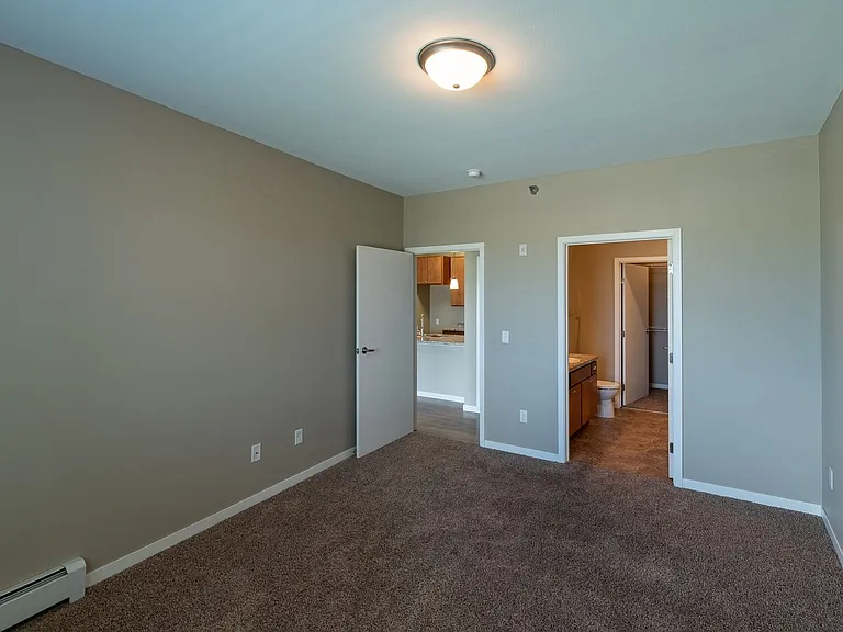 4050 S 34th St — Photo 14