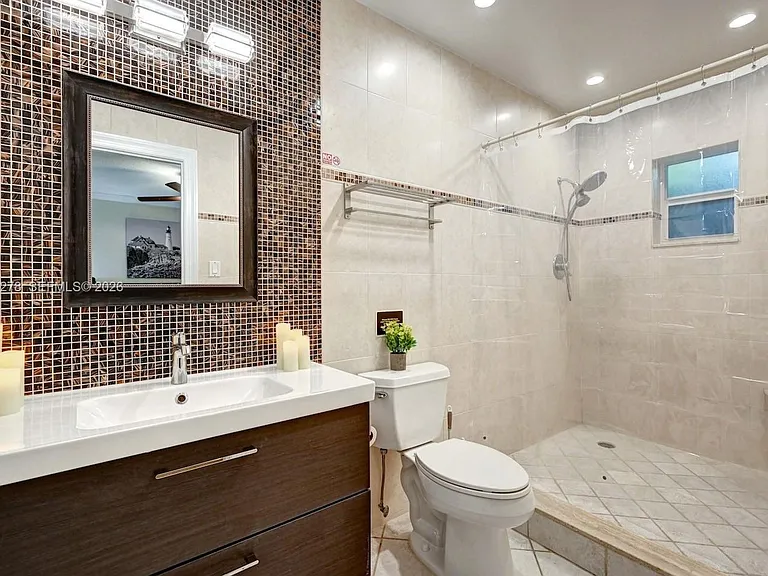 825 Harrison St — Photo 21