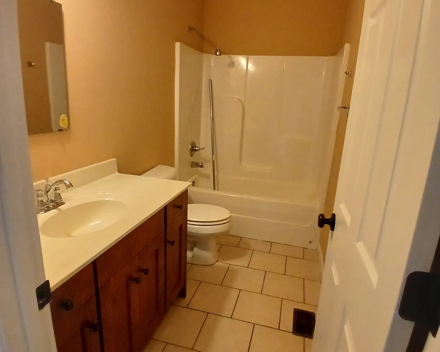 3 bed, 1280 sqft, $1,750 — Photo 4