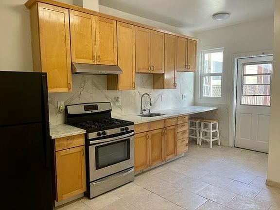 Kitchen with a gas stove