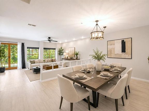 2nd image of 641 Maple Oak Cir Unit 101