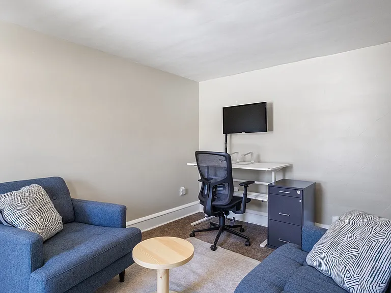 17 Diana St — Photo 11