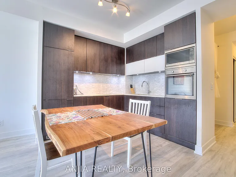 318 Richmond St W #3106 — Photo 10