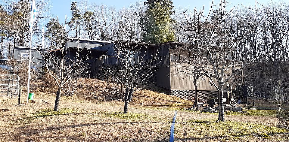 1st image of 159 Volley Rd