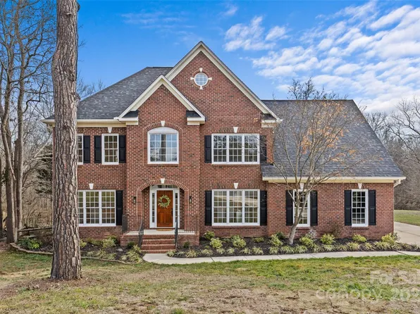 2050 Stoney Creek Dr NW, Concord, NC 28027