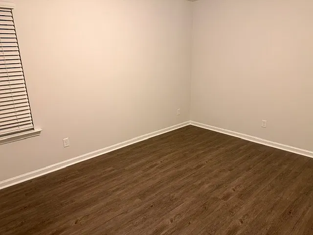 103 Brittany Ct — Photo 1