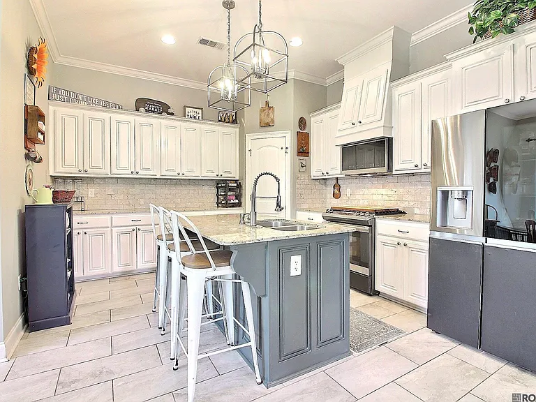 9953 Langston Dr — Photo 8