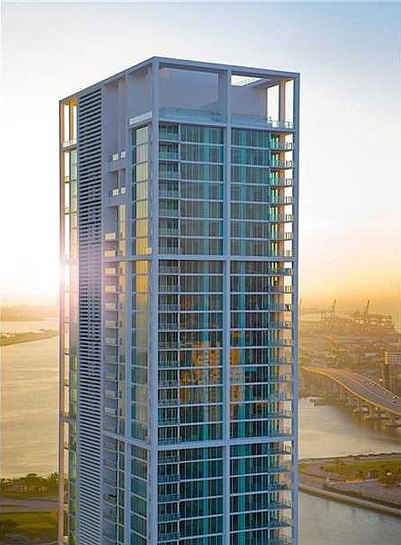 1st image of 1040 Biscayne Blvd APT 3708