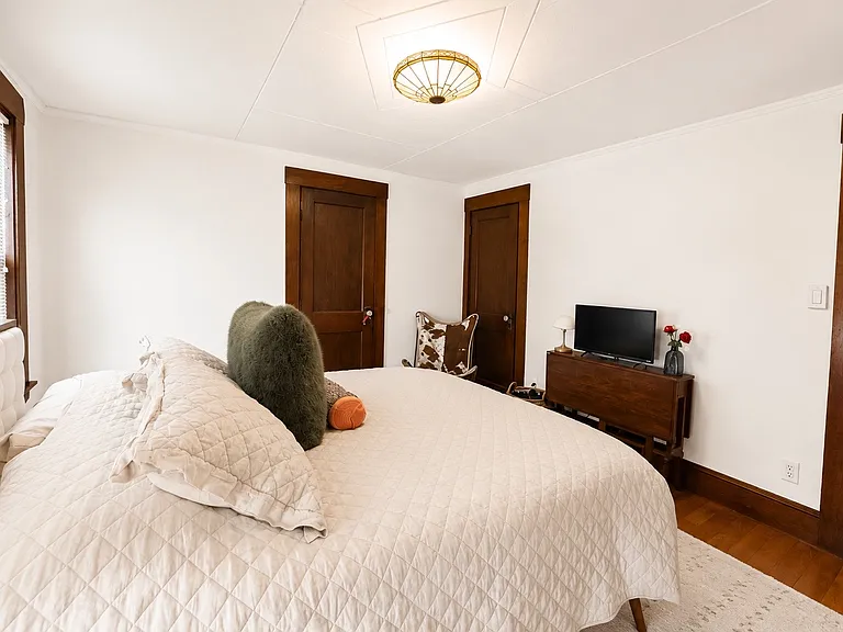 21 Madison St #2 — Photo 22