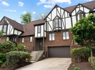 419 Forest Highlands Dr, Pittsburgh, PA