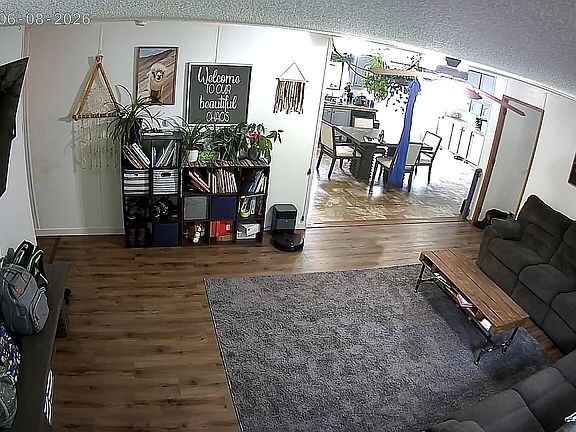 4th image of 2210 10th Ave SW