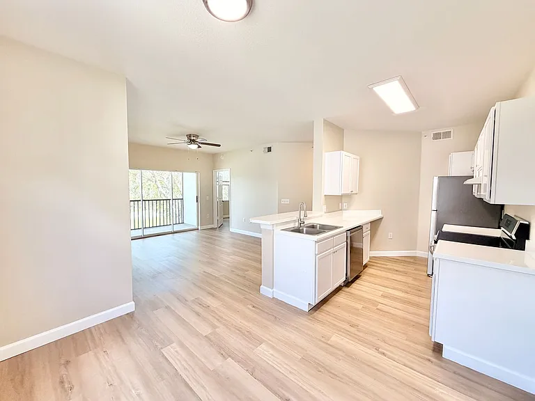 7925 Preserve Cir #328 — Photo 3
