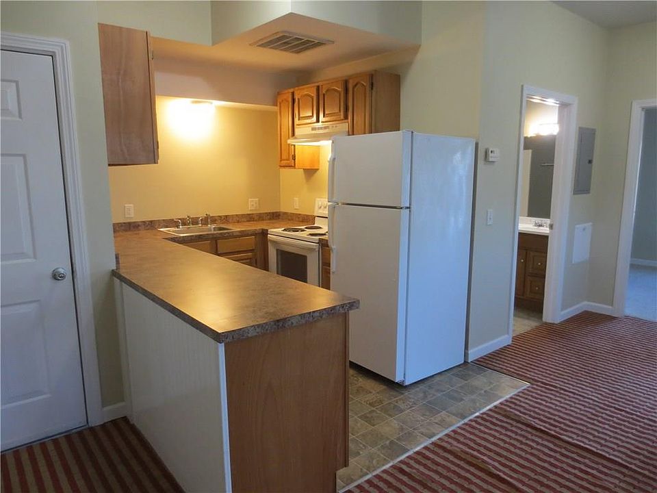 2nd image of 567 S County Trl APT 321