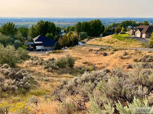 6852 S Ensenada Cir, Idaho Falls, ID 83406