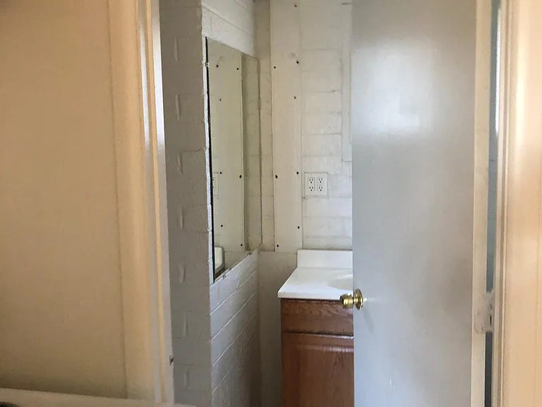10705 N 15th Ave #2 — Photo 8