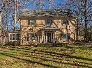 2873 N Park Blvd, Cleveland, OH 44118