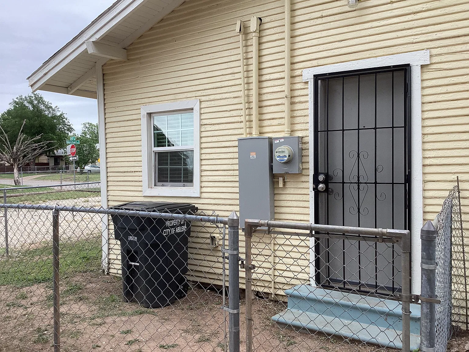 1 bed, 700 sqft, $1,100 — Photo 4