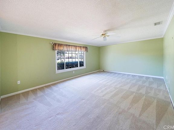 5th image of 27038 Howard St
