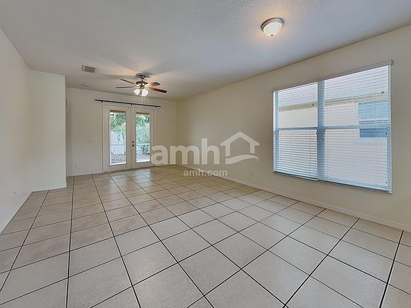 4th image of 1130 Cherry Valley Way